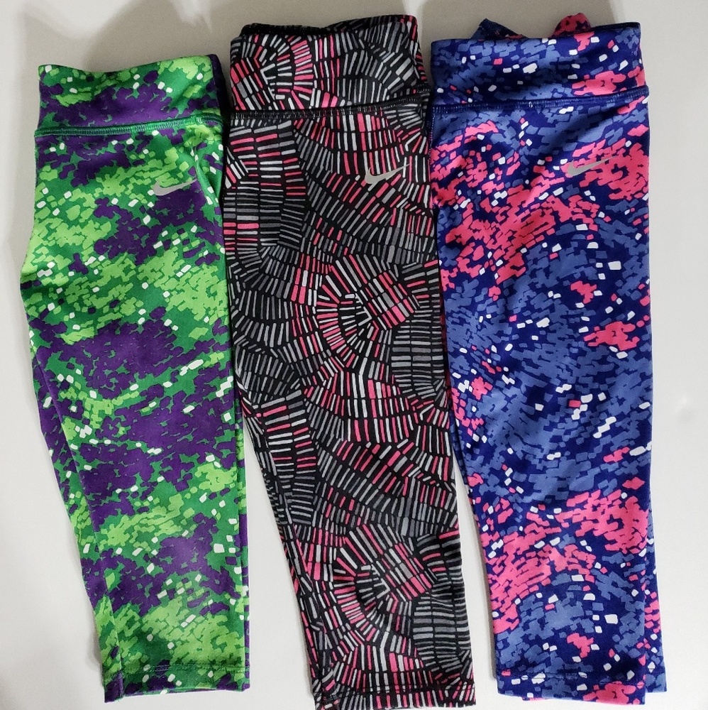 NIKE GIRLS CAPRI PANTS